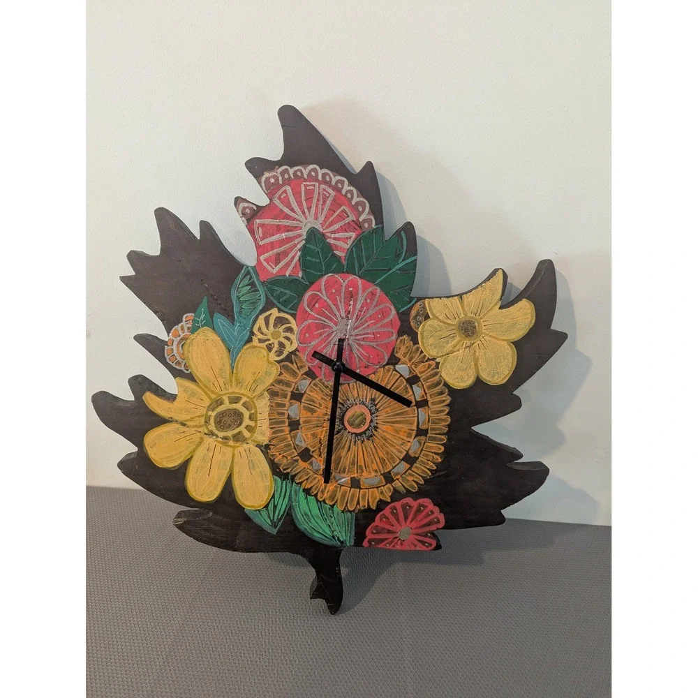 VTG Hand Painted Floral Wooden Maple Leaf Wall Clock Folk Art Rustic Boho Decor